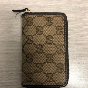 Authentic Gucci wallet
